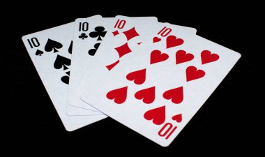 iskambil siyah arka planda - oyun aracı