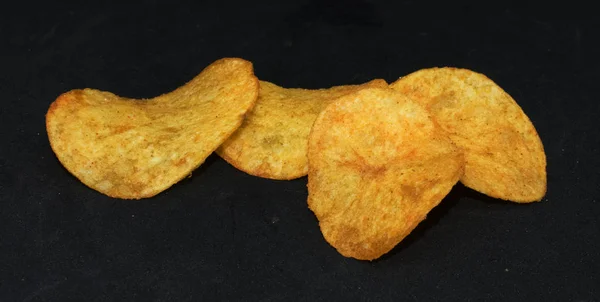 Gele Aardappelen Chips Achtergrond Populaire Snack — Stockfoto