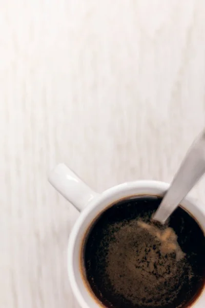 Bovenaanzicht Van Instant Kopje Koffie Met Lepel Erin Houten Achtergrond — Stockfoto