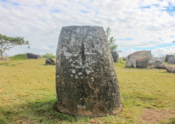 plain of jar make by big stone and history of Lao