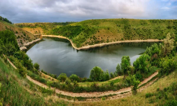 Мальовничий Каньйон Річки Дністер Весняний Ранок — стокове фото