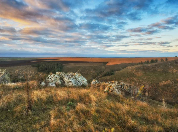 Dramatische Herfst Dageraad Pittoreske Rotsen Ochtend Stilte — Stockfoto