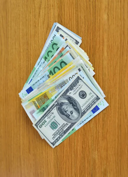 Dollari Americani Banconote Euro Sul Tavolo — Foto Stock