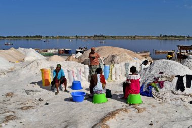 Lago adlı emekçilerin rosa Gölü kıyısında