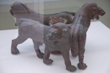 Tahran Arkeoloji Müzesi iç görünümü, Iran