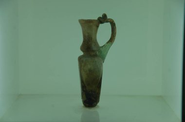 Tahran Arkeoloji Müzesi iç görünümü, Iran