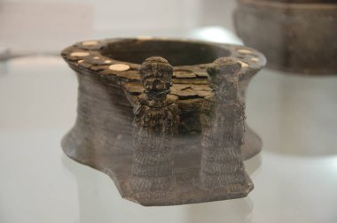 Tahran Arkeoloji Müzesi iç görünümü, Iran