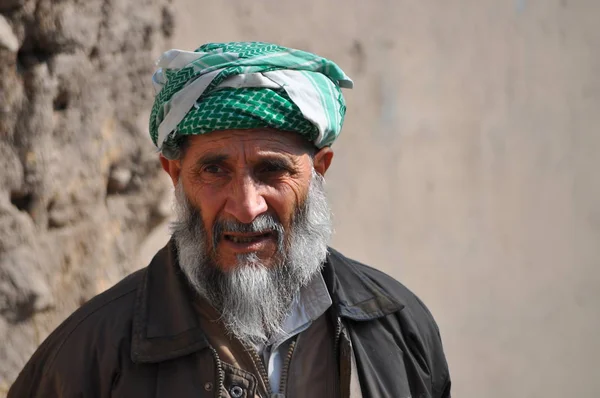 Şiraz, İran sokak hayatı görünümü 