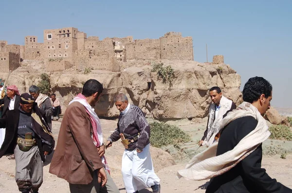 Gente Local Turistas Celebran Boda Yemen — Foto de Stock