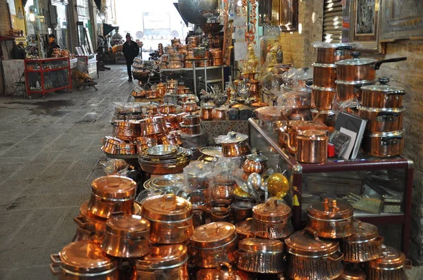 이스파한 시장의 시장에서 사람들 — 스톡 사진