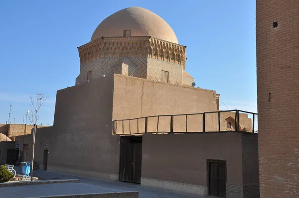 Mensen Lopen Smalle Straat Van Yazd Iran — Stockfoto