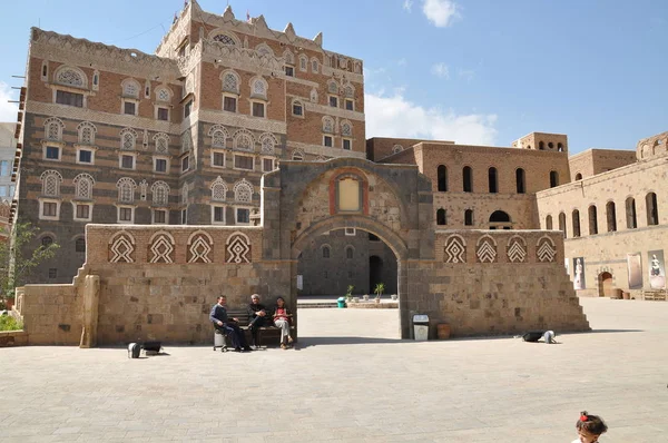 Rua Típica Cidade Velha Sanaa — Fotografia de Stock