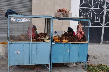 Otavalo meyve ve sebze piyasasının görünümü