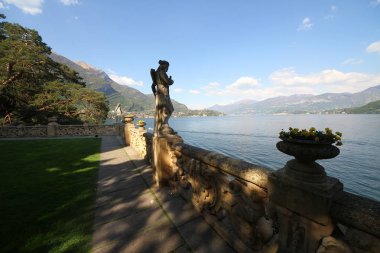 Villa del Balbianello'da Teras manzarası