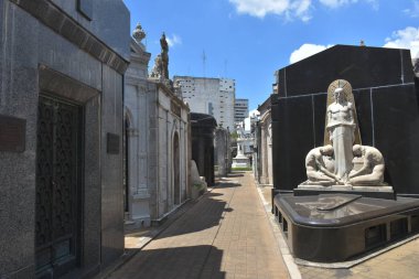 Recoleta Mezarlığı 'nda ailesi Crypt Eva Peron plak.