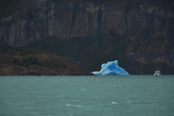 Blaue Eisberge Argentinischen See Patagonien Argentinien — Stockfoto