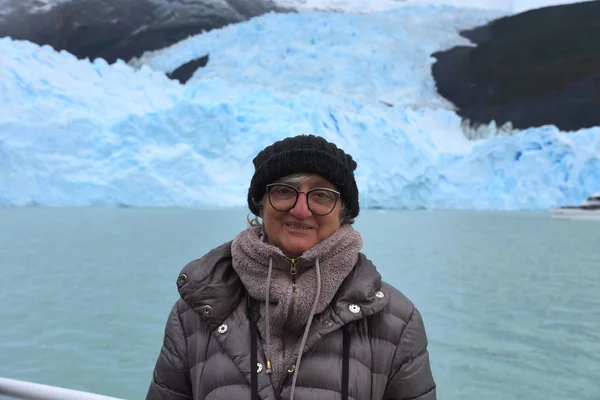 Tourist Spegazzini Glacier View Argentino Lake Patagonia Landscape Argentina — Stock Photo, Image