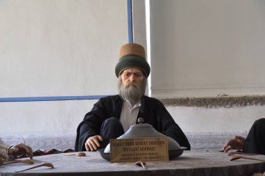 Konya, Türkiye - 02 Mayıs 2019: Mevlana Müzesi'nin iç görünümü