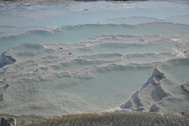 Pamukkale, Türkiye - 30 Nisan 2019: Mavi su havuzu 