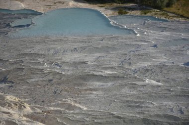 Pamukkale, Türkiye - 30 Nisan 2019: Mavi su havuzu 