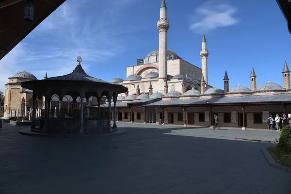 Konya Turquie Mai 2019 Vue Sur Place Centrale Avec Musée — Photo