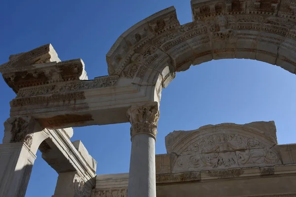 Pozůstatky Starověké Antické Město Efesu Budování Celsova Knihovna — Stock fotografie