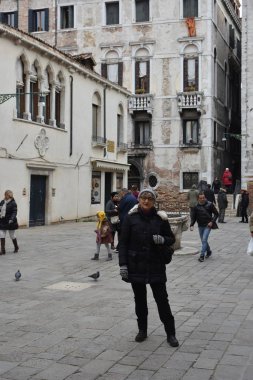 Yetişkin turist Venedik, İtalya 'yı ziyaret etti 
