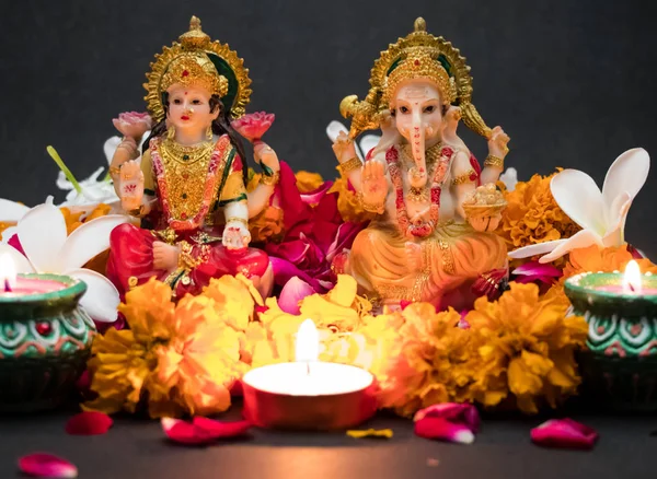 Deus Hindu Laxmi Ganesh Com Luz Vela Festival Diwali — Fotografia de Stock