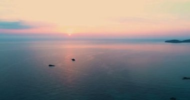 droneshot güzel bir Ibiza günbatımı