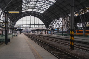 Merkez Demiryolu İstasyonu Prag (Praha), Çek Cumhuriyeti