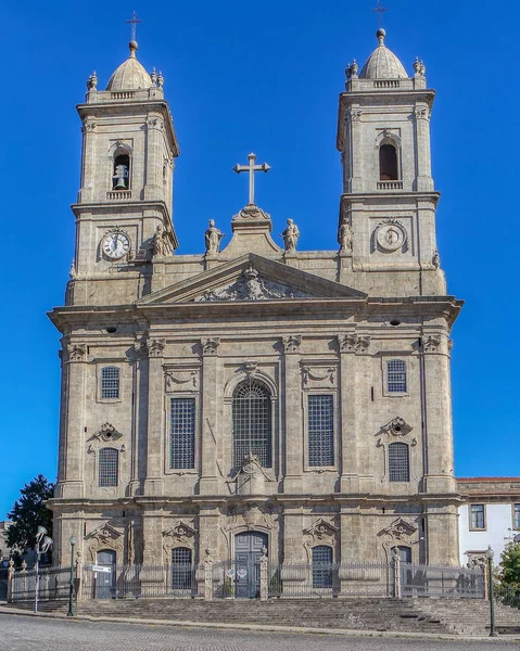 Вид на церковь Мбаппе в Порту, Португалия — стоковое фото