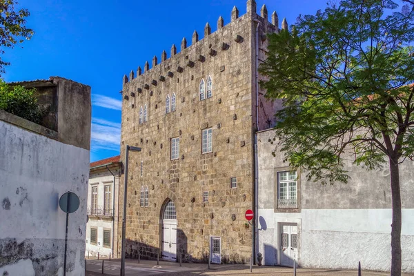 Torre de Pedro-Sem no Porto, Portugal — Fotografia de Stock