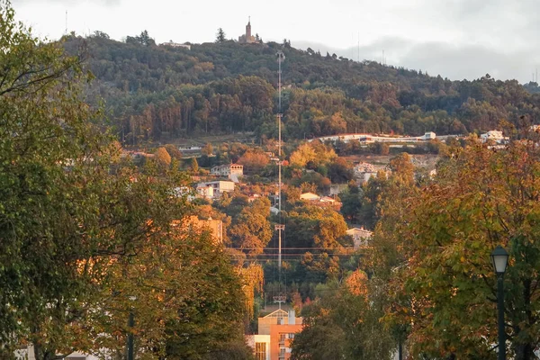 Vista de teleferico en Guimaraes, Portugal — Foto de Stock