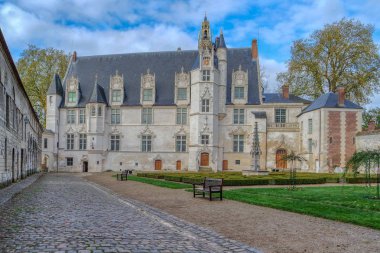 Bishop Sarayı ve Beauvais'deki Oise Bölümü Müzesi