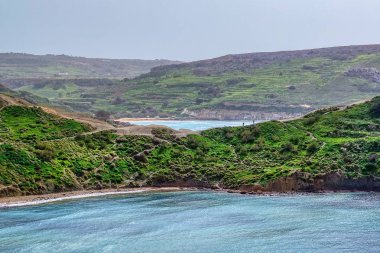 Tuffieha yakınlarındaki Gnejna plajı, Mgarr, Malta