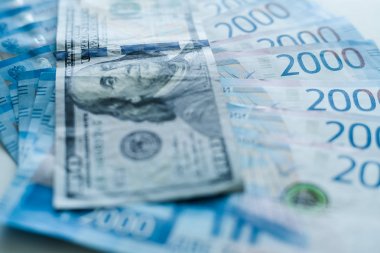 Dolar ve ruble. İş konsepti.