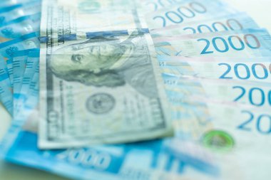 Dolar ve ruble. İş konsepti.