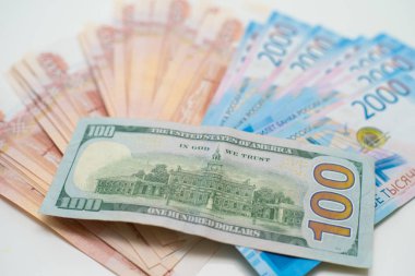 Dolar ve ruble. İş konsepti.