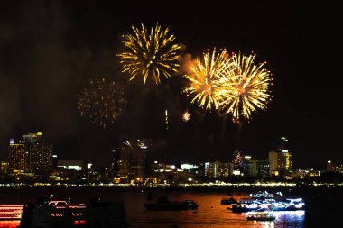 Pattaya Tayland-Mayıs, 24 2019 Uluslararası havai fişek gösterisi Festivali 2019