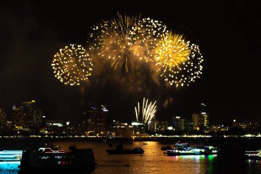 Pattaya Tayland-Mayıs, 24 2019 Uluslararası havai fişek gösterisi Festivali 2019