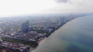 Plaj ve deniz Pattaya Chonburi, Tayland, üst görünüm. 