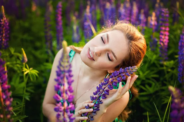 Young Beautiful Girl Red Hair Sitting Purple Lupin Blooming Field — Stock Photo, Image