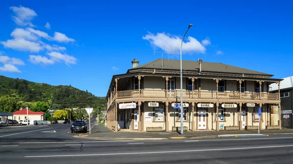 位于新西兰泰晤士河的历史建筑布莱恩 博鲁酒店于1868年淘金热时期开业 现在是一家餐馆和酒吧 照片拍摄于2019年1月6日 — 图库照片