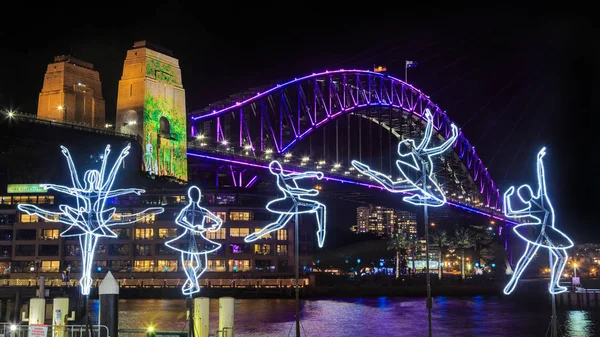 Γέφυρα Του Σίδνεϊ Αυστραλία Φωτισμένη Για Φεστιβάλ Ζωντανή Σίδνεϊ Γλυπτό — Φωτογραφία Αρχείου