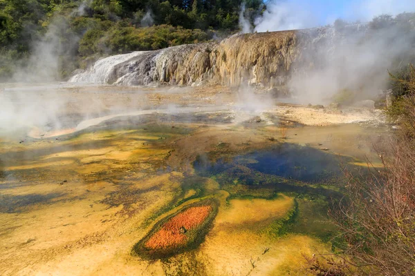 Yeni Zelanda Nın Taupo Volkanik Bölgesi Ndeki Orakei Korako Jeotermal — Stok fotoğraf