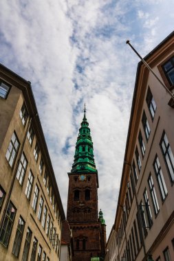 Copenhagen eski şehir ve bakır spiel Nikolaj Kilisesi.