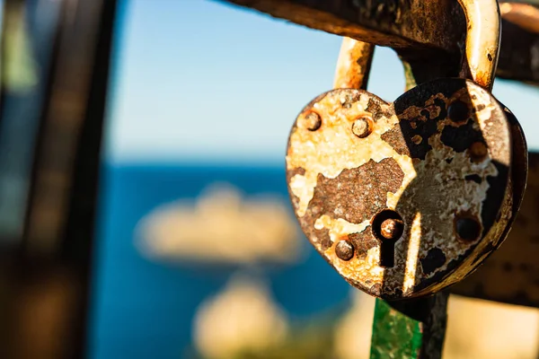 Close Photo Beautiful Rusty Heart Shaped Lock Corfu Greece — Stock Photo, Image