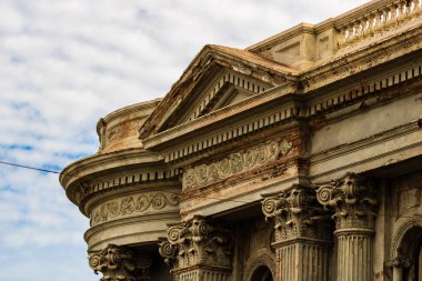 Eski bir bina cephe Guaymas, Meksika için yakın çekim.