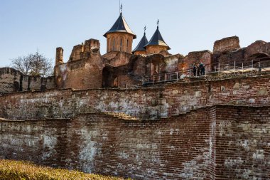 Targoviste, Romanya - 2019. İnsanlar T Royal Court ziyaret