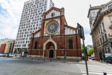 Bükreş, Romanya - 2019. St Joseph Katolik Katedrali veya Catedrala Sf. Iosif Bükreş. Papa Francisc'in Bükreş ziyareti, Romanya.
